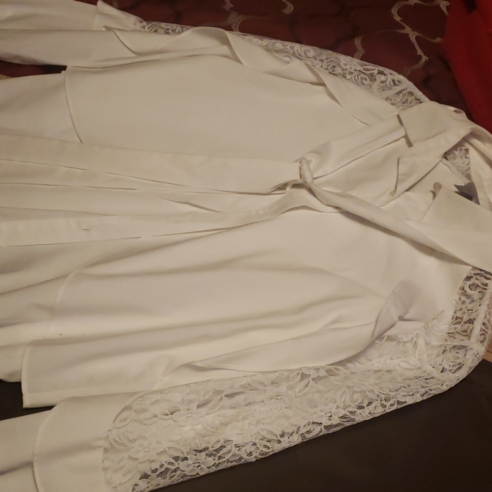 White button down - Picture 3 of 4